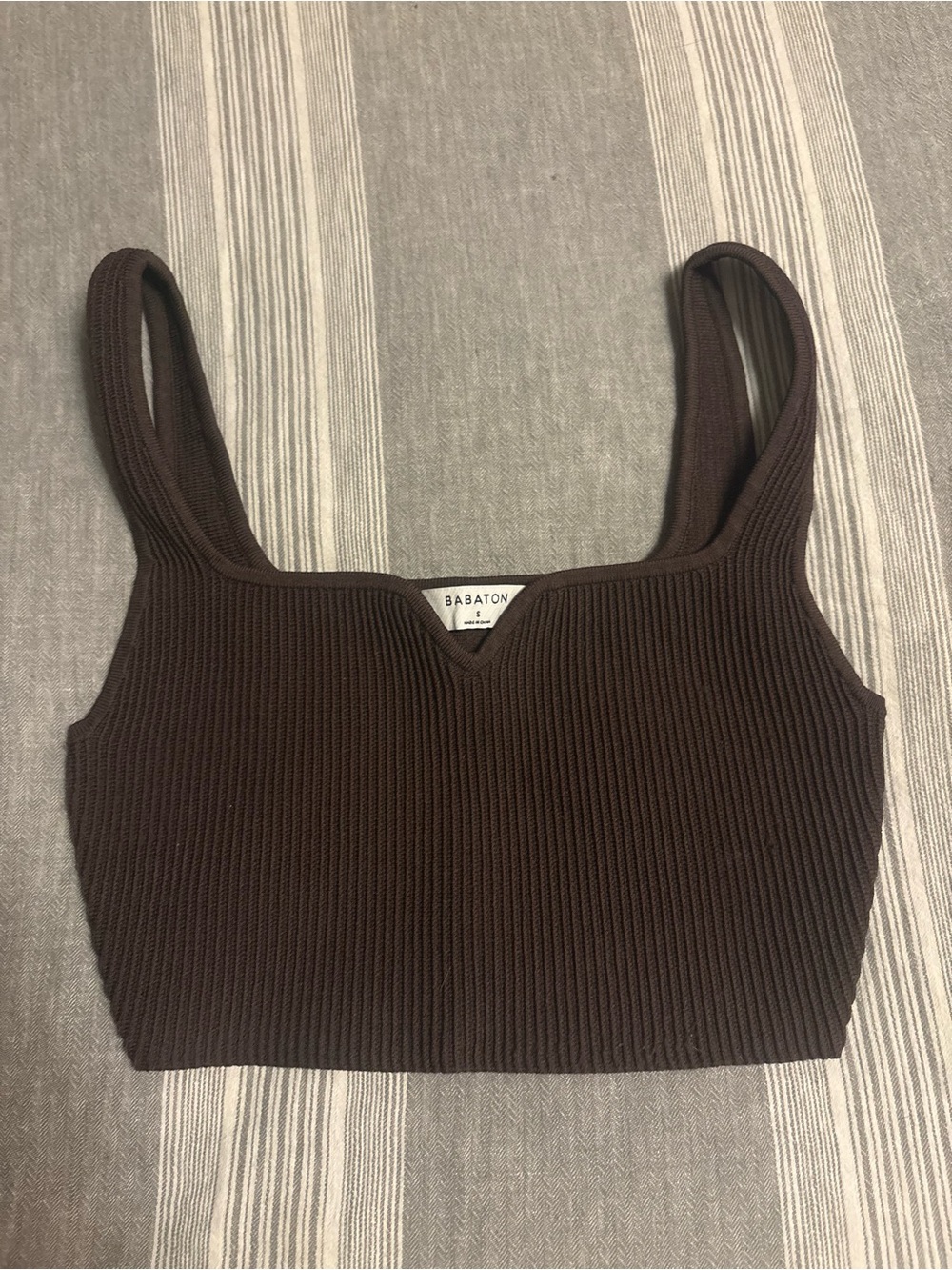 Babaton Ribbed Cropped Tank Top Small Brown - Picture 2 of 5
